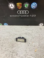 фонарь подсветки номера Audi A6