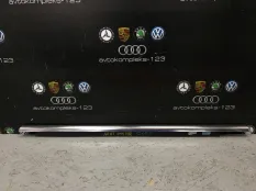 Молдинг стекла Audi A5