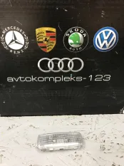 Плафон салонный Audi A6