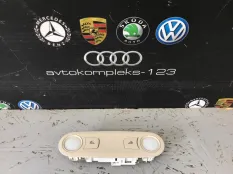 Плафон салонный Audi A4
