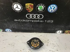 Динамик Audi A4