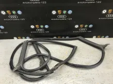 Уплотнение двери Audi A5