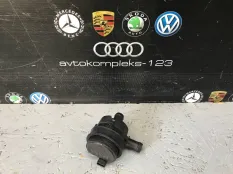 Насос водяной (помпа) Mercedes-Benz B-Class