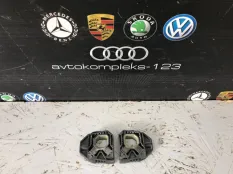 Кронштейн радиатора Audi A3