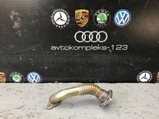 Трубка картерных газов Volkswagen Golf