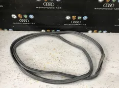 Уплотнение багажника Volkswagen Touran