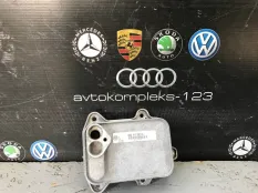 Радиатор масляный Volkswagen Golf