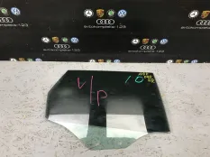 Стекло двери Audi A3