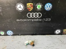 Датчик положения распредвала Volkswagen Golf