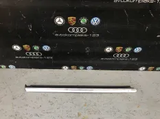 Молдинг стекла Mercedes-Benz R-Class