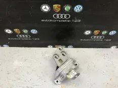 Подушка АКПП Mercedes-Benz B-Class