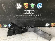 Педаль газа Mercedes-Benz B-Class