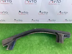 стойка крыши Mercedes-Benz Viano