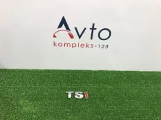 Шильдик Volkswagen Passat Variant