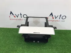 Рамка магнитофона Audi TT