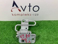 Петля двери Audi A3