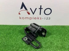 Петля двери Audi A3