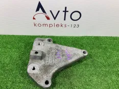 Кронштейн акпп Volkswagen Passat Variant