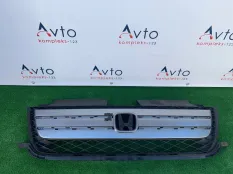 Решетка радиатора Honda Mobilio Spike