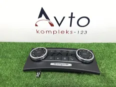 Блок управления климат-контролем Mercedes-Benz C-Class