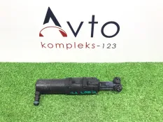 Форсунка омывателя фар Mercedes-Benz C-Class