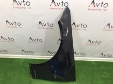 Крыло Mercedes-Benz C-Class