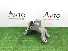Кронштейн двигателя Audi A4