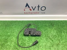 Замок капота Audi A4