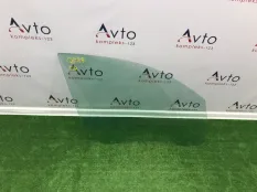 Стекло двери Audi Q5