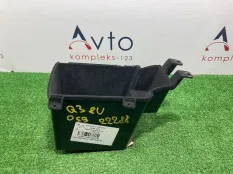 Бардачок в панель Audi Q3