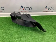 Кронштейн фары Audi Q7