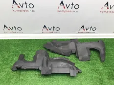 Воздуховод радиатора Audi Q7