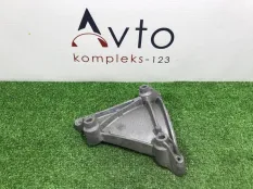 Кронштейн кондиционера Audi A6