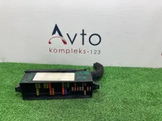 Блок предохранителей салонный Audi Q3