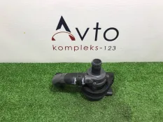 Насос водяной (помпа) Volkswagen Golf