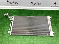Радиатор кондиционера Volkswagen Polo