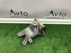 Кронштейн двигателя Audi Q5