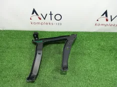 Кронштейн впускного коллектора Volkswagen Golf