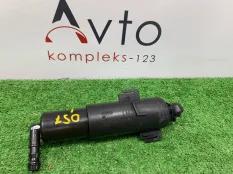 Форсунка омывателя фар Audi A4
