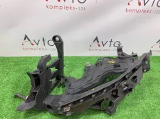 Кронштейн фары Audi A4