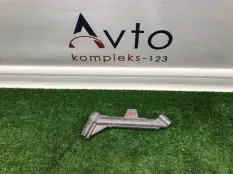 Кронштейн впускного коллектора Audi A4