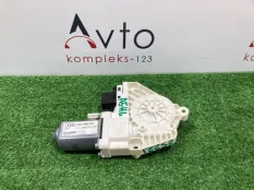 Моторчик стеклоподъемника Audi A5