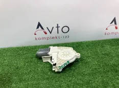 Моторчик стеклоподъемника Audi A1