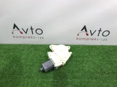 Моторчик стеклоподъемника Mercedes-Benz C-Class