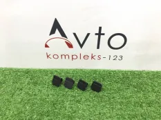 Клипса шумоизоляции капота Volkswagen Polo