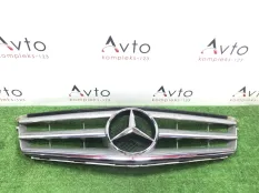 Решетка в бампер Mercedes-Benz C-Class