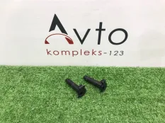 Кронштейн радиатора Audi A6