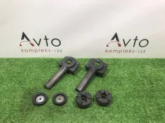 Кронштейн радиатора Audi A6