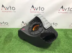 Корпус воздушного фильтра Audi A6