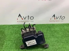 Блок abs (насос) Audi Q3